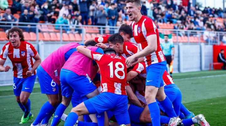 La UEFA impone sanciones al Atlético de Madrid por saludo nazi de su afición (Video)