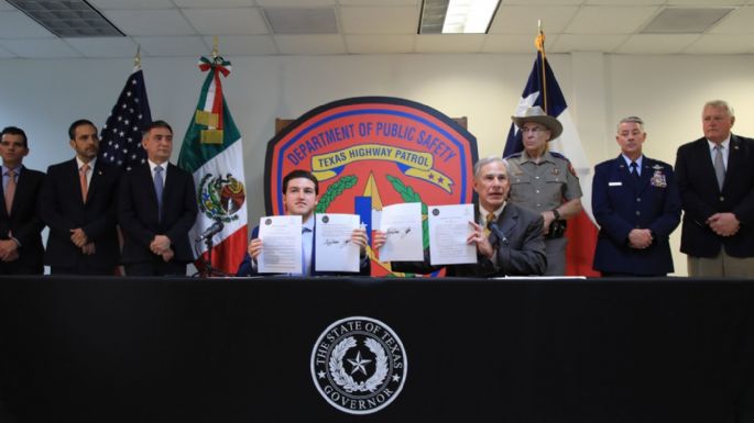 Nuevo León y Texas acuerdan agilizar trámites de revisión de camiones en la frontera