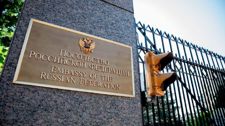 Rusia denuncia que su Embajada en Washington está siendo "bloqueada" por el Gobierno de EU