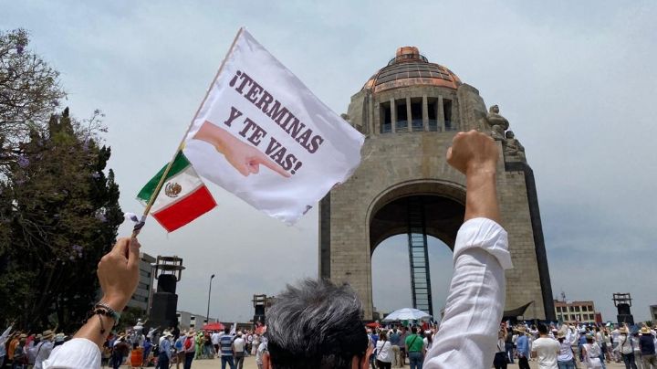 "¡Terminas y Te Vas!": Marchan en CDMX en contra de la consulta de revocación de mandato