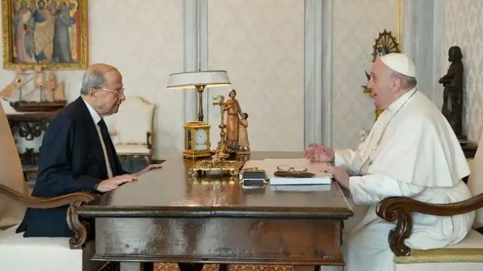 El Papa Francisco visitará Líbano en junio, presume Michel Aoun