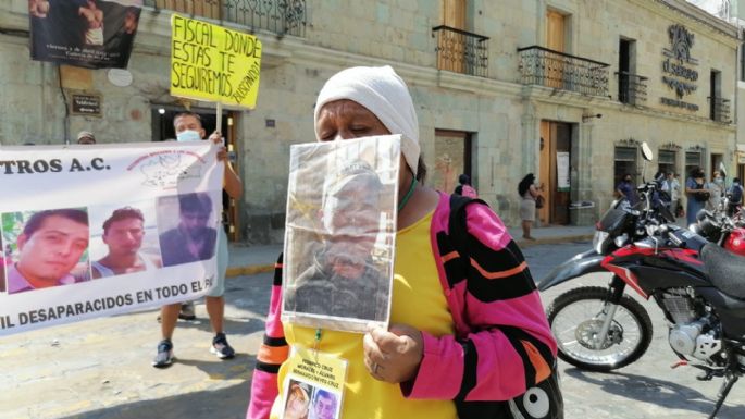 Madres reclaman al fiscal su indiferencia frente a los más de 3 mil desaparecidos en Oaxaca