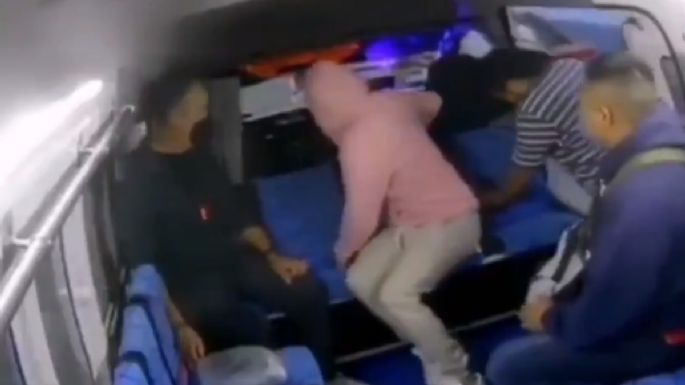 Militares someten a ladrón tras asalto a combi en Naucalpan (Video)