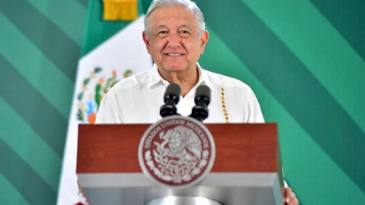 Jubiloso, el presidente en la tierra de El Chapo