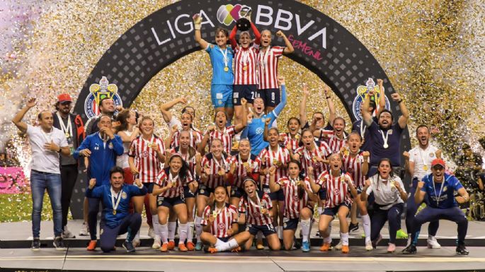 Chivas femenil gana el Campeón de Campeones tras vencer en penaltis a Rayadas