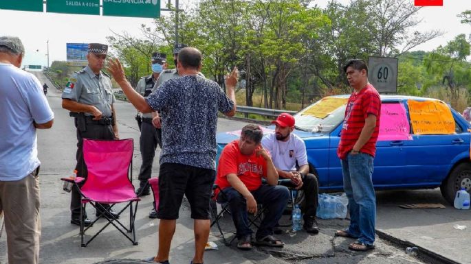 Tras 34 horas de bloqueo carretero en Colima, liberan a mujeres secuestradas