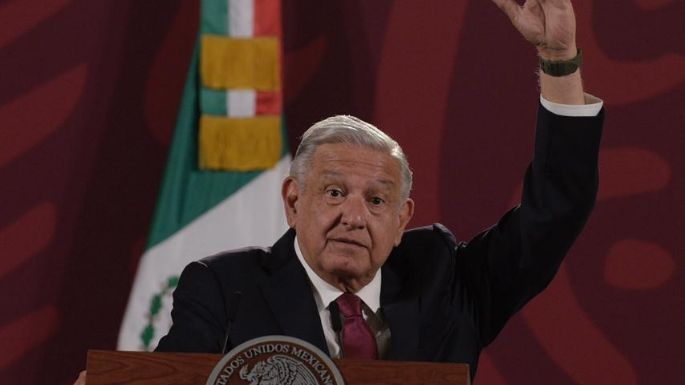 "Aquí no se venera a Hitler ni a Stalin": AMLO