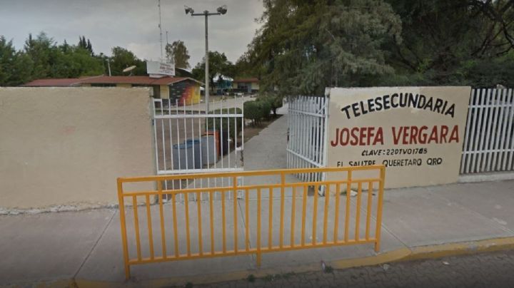 Alumnos de Telesecundaria rocían alcohol y prenden fuego a un compañero