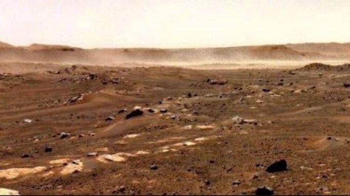 Primer video de viento levantando una enorme nube de polvo en Marte