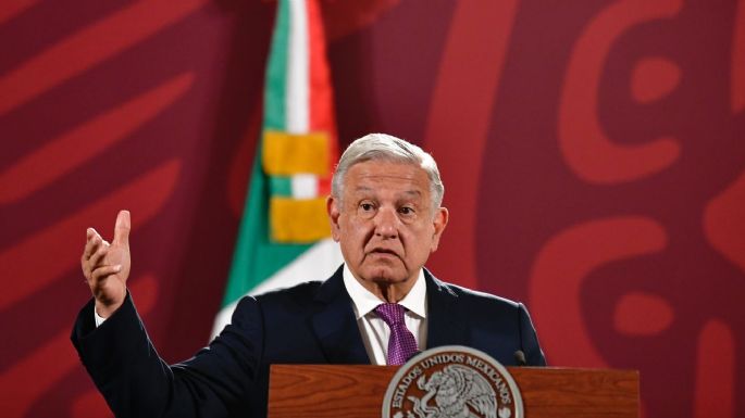 AMLO acusa nueva campaña en contra del Tren Maya: Se les olvida que somos muy tercos