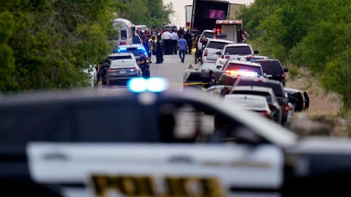 Abandonan un tráiler con al menos 42 migrantes muertos en San Antonio, Texas