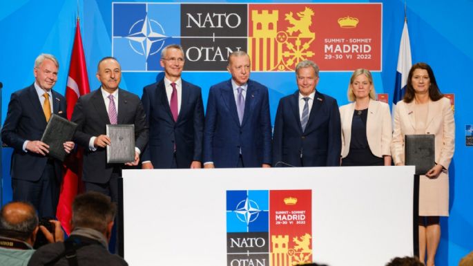 La OTAN invita formalmente a Suecia y Finlandia a integrarse en la Alianza