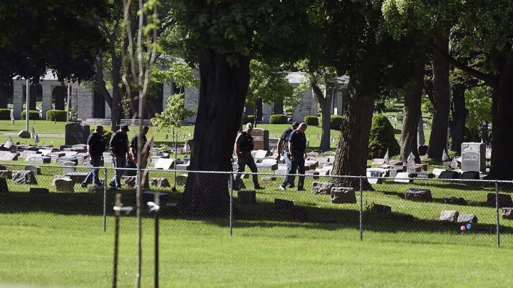 Captan momento del tiroteo en el cementerio Graceland en Wisconsin (Video)