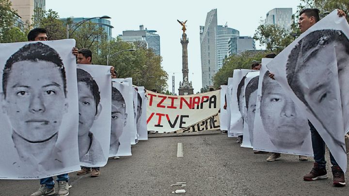 Juicios a militares por caso Ayotzinapa son simulaciones de AMLO: Vidulfo Rosales