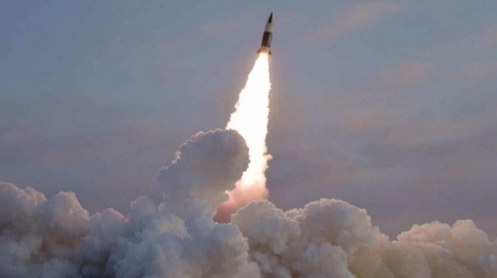 Seúl: Corea del Norte lanza un misil balístico hacia el mar