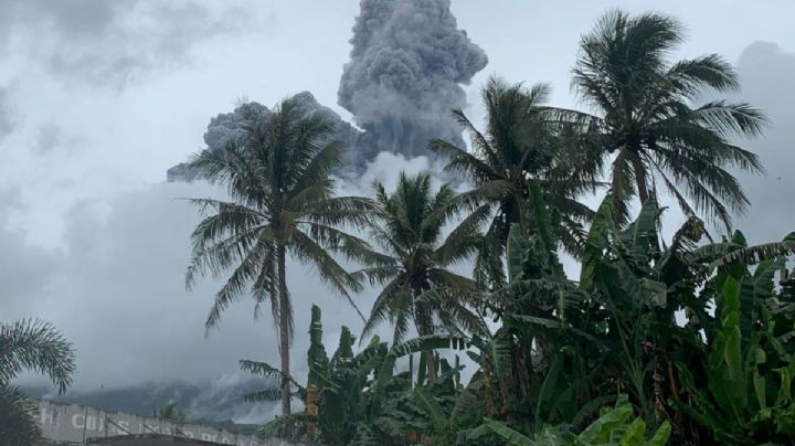 Entra en erupción el volcán Bulusán de Filipinas (Videos)