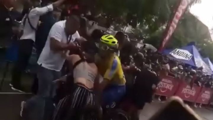 Ciclista gana etapa de la Vuelta a Colombia, pero arrolló a su esposa en la meta (Video)