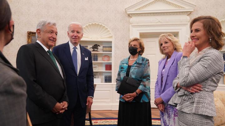 Critican a AMLO por no hablar inglés en reunión con Biden