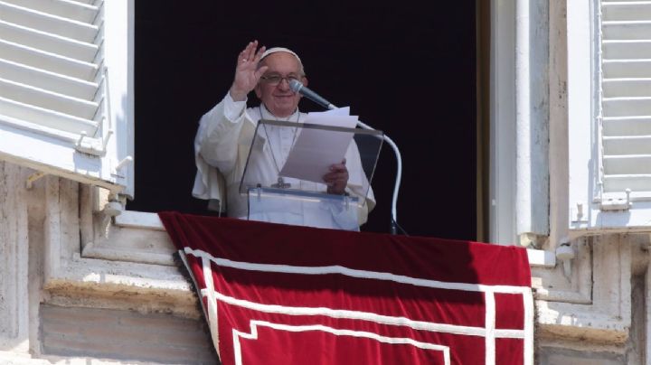 El Papa pide "diálogo" en Sri Lanka tras la crisis y reclama la paz en Ucrania