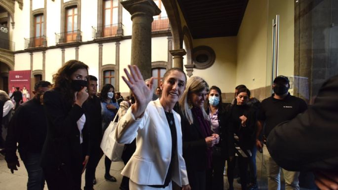 Sheinbaum rechaza denuncia de Sandra Cuevas sobre desabasto de combustible