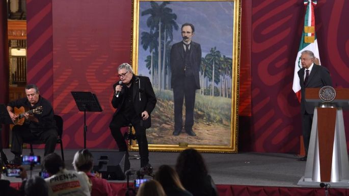 AMLO homenajea a Cuba con concierto de Amaury Pérez en la mañanera: "en honor al pueblo de Martí"