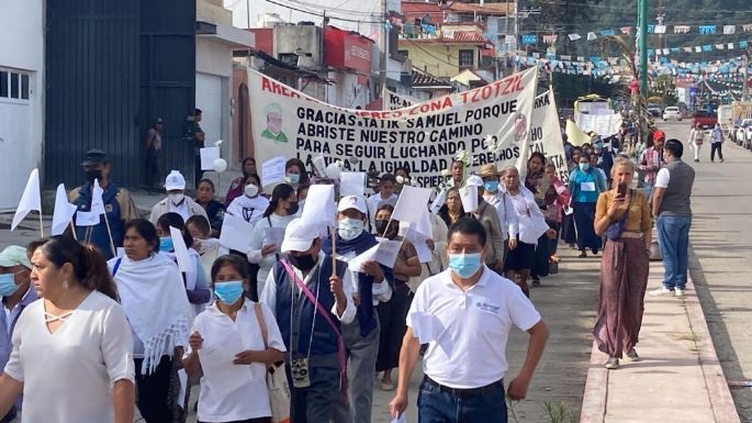 Activistas se movilizan en seis municipios de Chiapas a un año del crimen de Simón Pedro Pérez