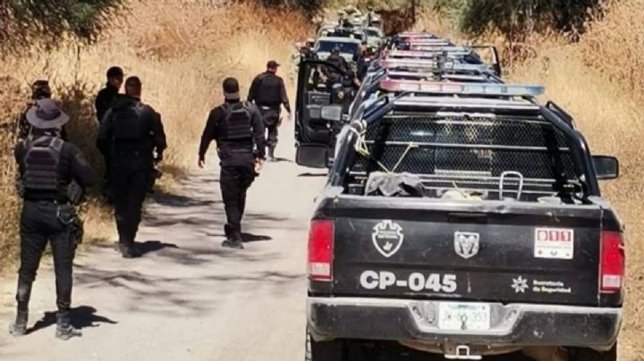 Hallan cuerpos en la cajuela de un auto en Mazamitla; indagan si son de policías desaparecidos