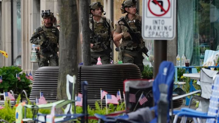 Solo y junto a sus padres asesinados: Así fue hallado un niño sobreviviente al tiroteo de Chicago