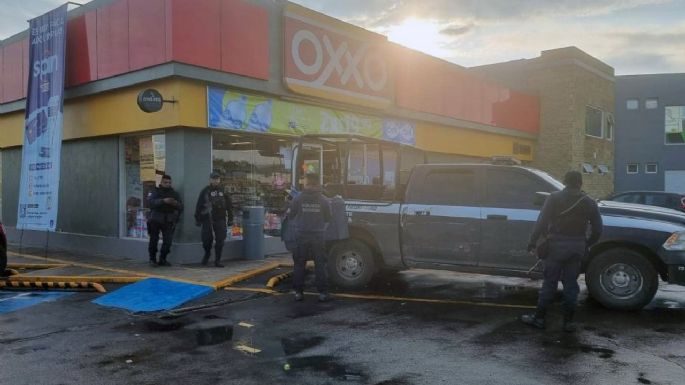 Grupo armado ataca un OXXO y mata a adolescente de 16 años que iba con su familia en Zamora
