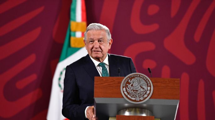 Intención del gobierno era adquirir el 51% de las acciones de Banamex: AMLO