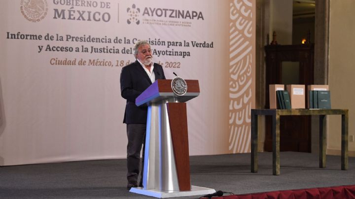 No hay indicios de que los 43 normalistas de Ayotzinapa se "encuentren con vida": Encinas