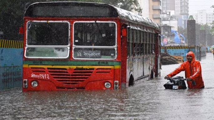 Al menos 37 muertos por inundaciones en India en menos de 24 horas