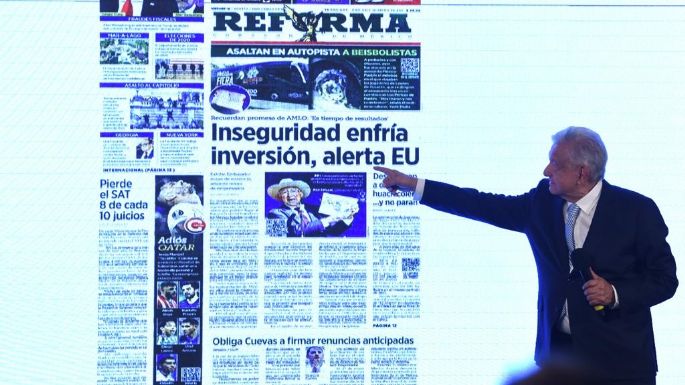 El periodismo vive una etapa vergonzosa, reprocha AMLO