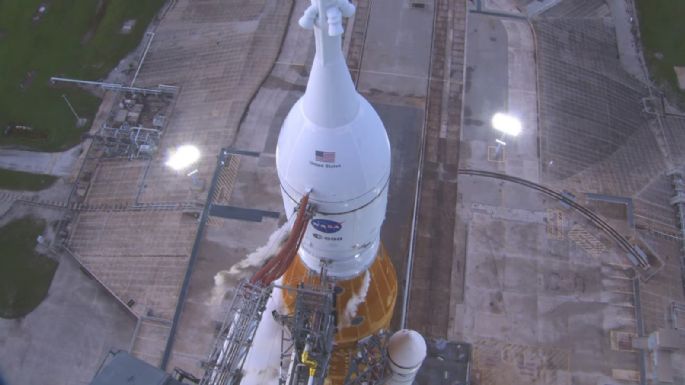 NASA cancela lanzamiento del cohete Artemis a la Luna por fuga de combustible en motor
