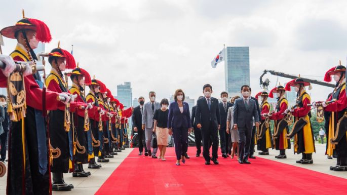 Pelosi aterriza en Japón, última parada de su gira por Asia