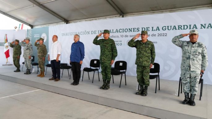 AMLO entrega cuartel de Guardia Nacional en Jalisco: "Ya siento que estamos domando la inseguridad"