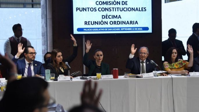 Morena y PRI aprueban en comisiones extender a 10 años la presencia militar en las calles