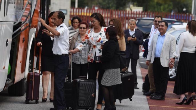 Morena "acuartela" a diputados en hoteles para asegurar su voto por la iniciativa militarista del PRI