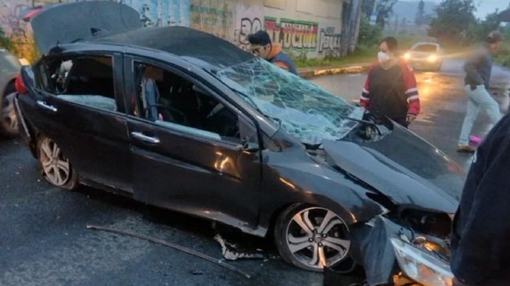 Anestesióloga muere al caer su vehículo de un puente en la México-Cuautla; se quedó dormida