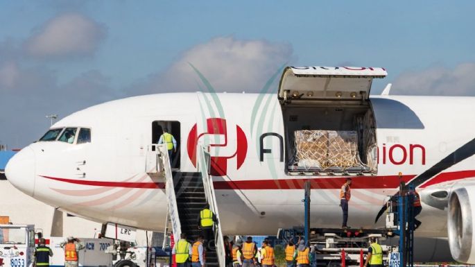 AIFA estrena terminal de carga; primer vuelo llegó procedente de EU