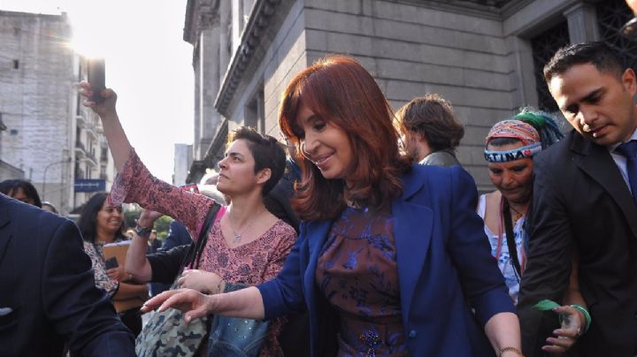 Detenido por ataque a Cristina Fernández de Kirchner también planeaba atentar contra hijo