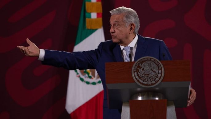 "Actitud de zopilotes": esto dijo López Obrador sobre filtración del informe Ayotzinapa