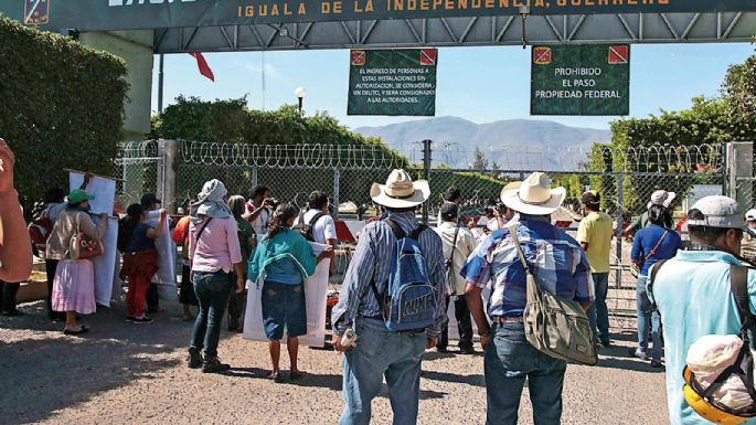 La Sedena "no acepta" que se le vincule con la desaparición de los normalistas