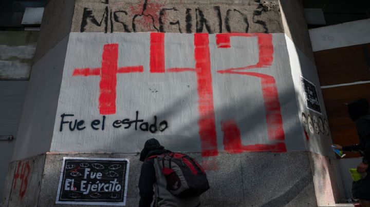 Asesinato de Kothan Gómez tensa la relación entre padres de los 43 y AMLO