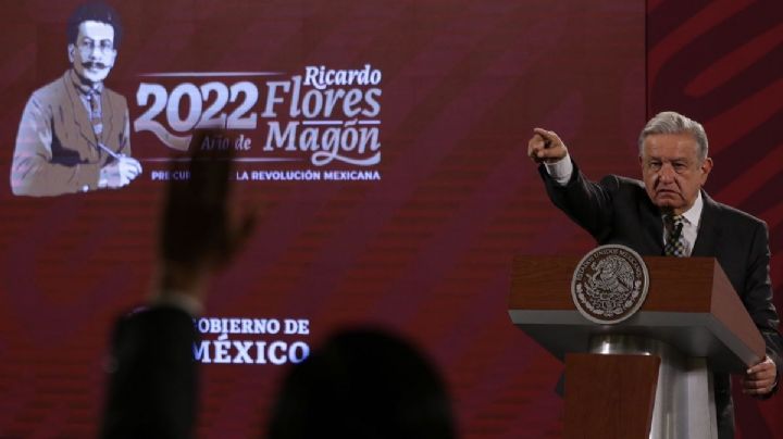 AMLO reta a Gastélum a demostrar el "narcorrégimen militarizado": "si presenta pruebas, yo renuncio"