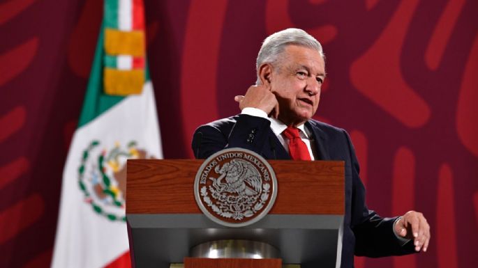 AMLO habló con Peña Nieto para elegir titulares del Ejército y Marina