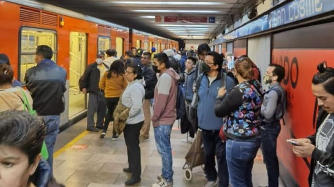 Otra del Metro: retiran tren averiado en la estación San Cosme (Video)