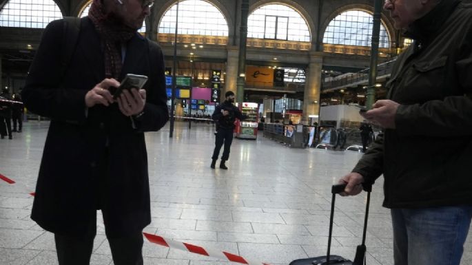 Ataque en estación de tren de París deja seis heridos