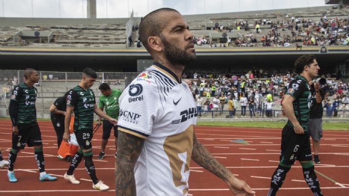 Dani Alves queda fuera de Pumas ante la denuncia que enfrenta de presunta agresión sexual