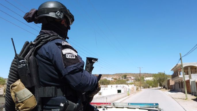 Acribillan a mujer policía afuera de su casa en Zacatecas